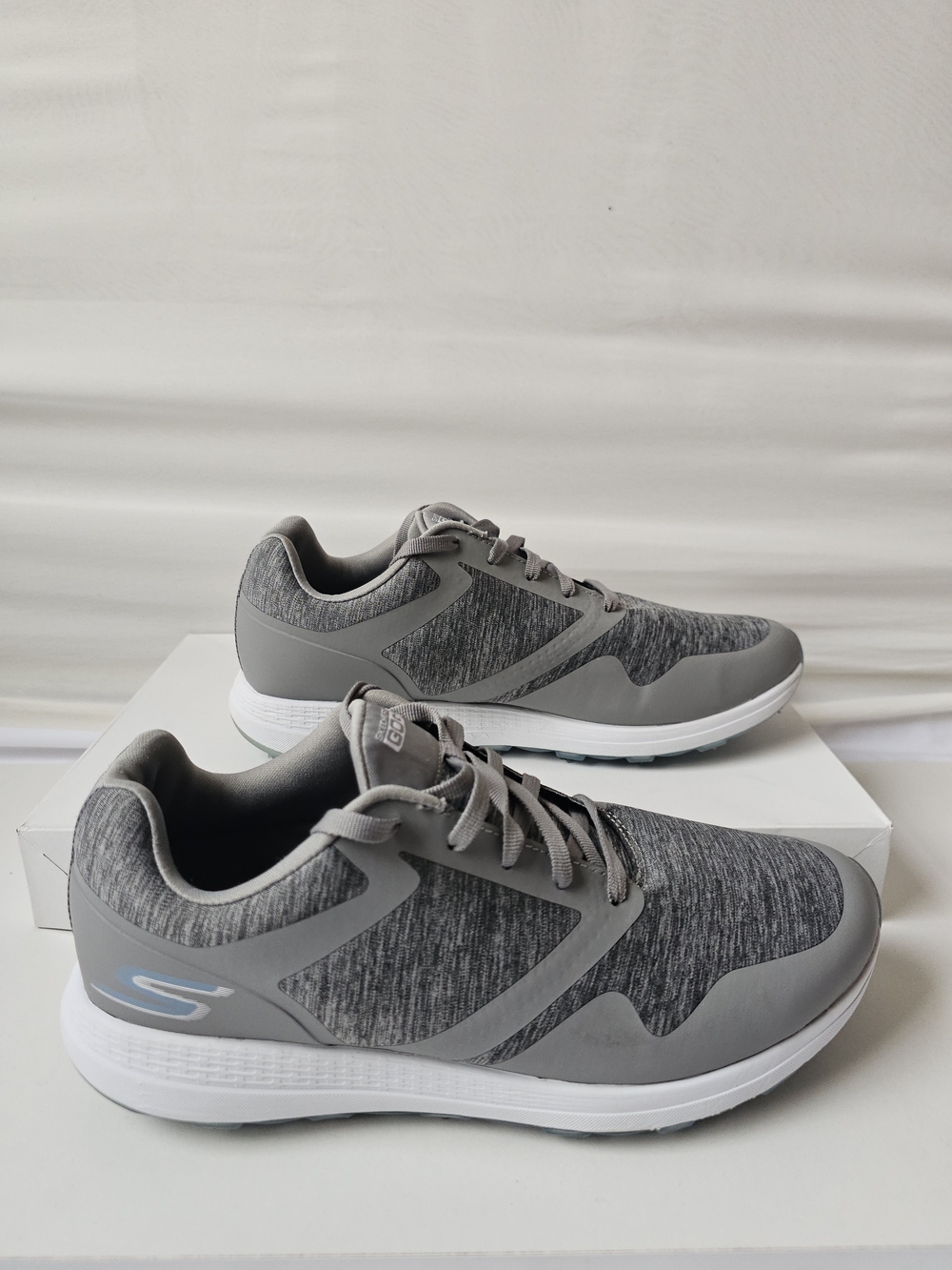 Skechers Go Golf Shoes Grey Blue Size 10 US Women's SN 14879W Spikeless
